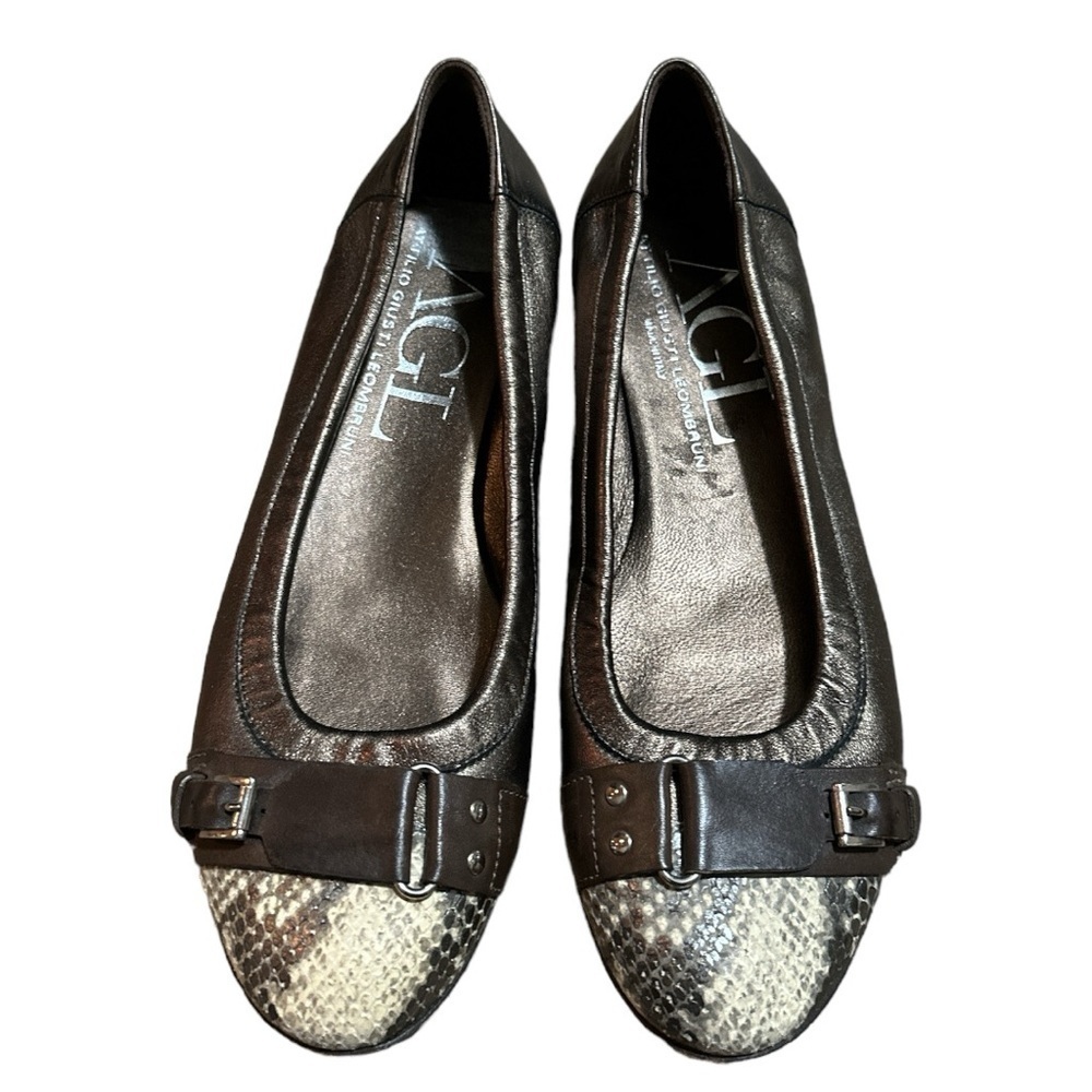 EUC - AGL Attilio Giusti Leombruni Snake Skin Flats - size 38.5
